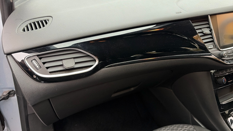 Vauxhall Astra 1.4T 16V 150 SRi Nav 5dr Petrol Estate